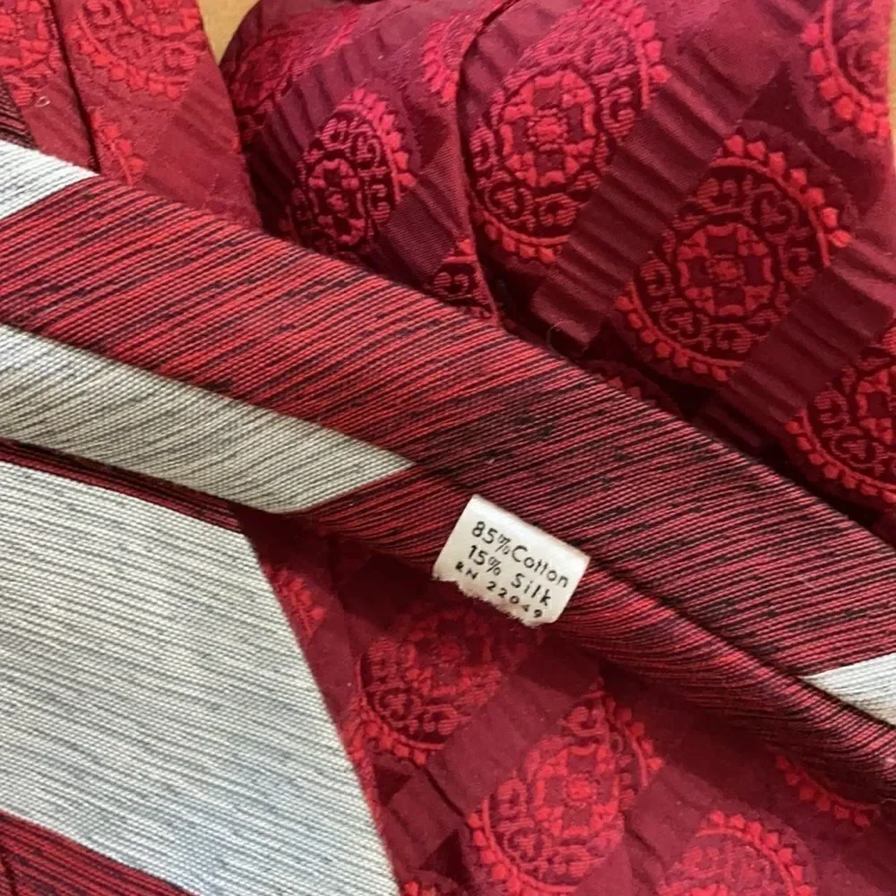 Bundle of 4 Silver Gray and Red 60s vintage Neck Ties
